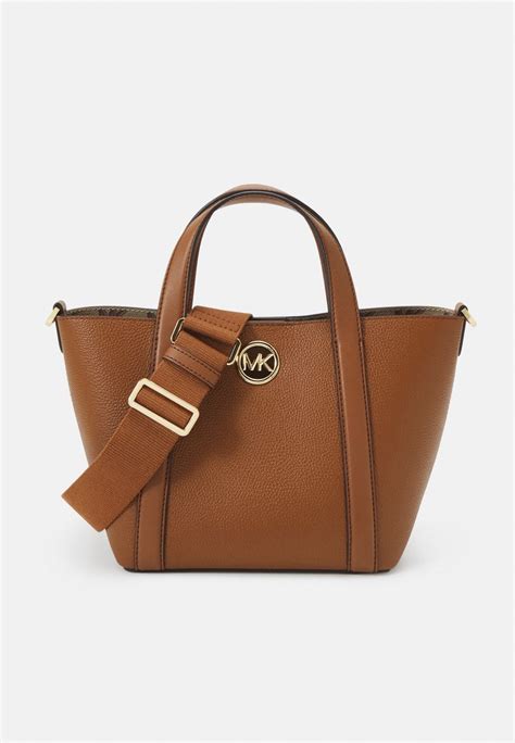 michael kors luggage sac a main look|Michael Kors luggage clearance.